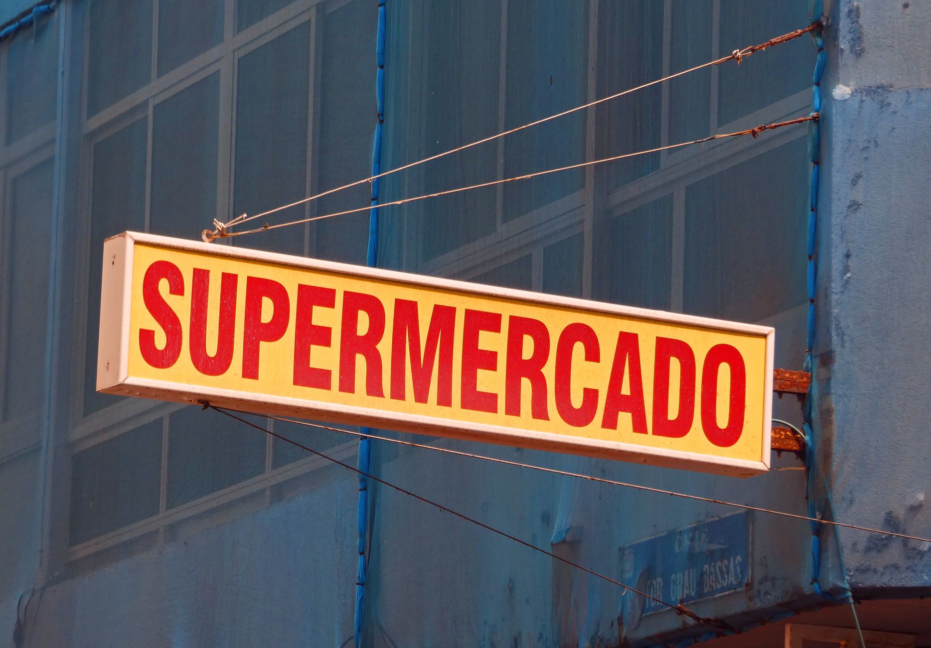 Lee más sobre el artículo Bandeo en impresión de gran formato: causas y cómo corregirlo