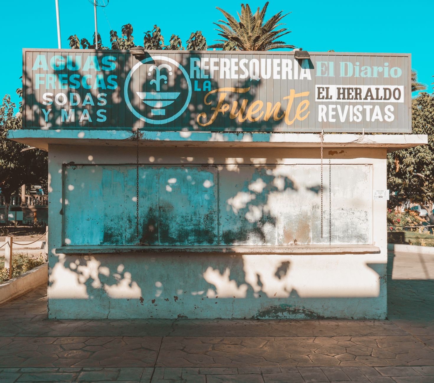 Lee más sobre el artículo Fuentes de poder para anuncios LED: cómo dimensionarlas