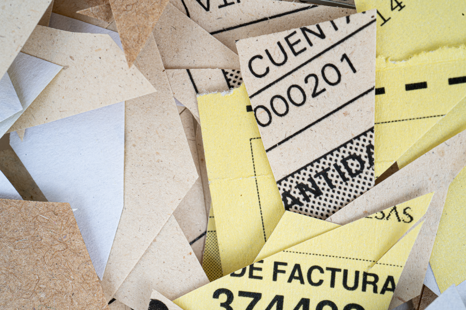 Lee más sobre el artículo Materiales equivalentes en insumos gráficos: cómo sustituir bien